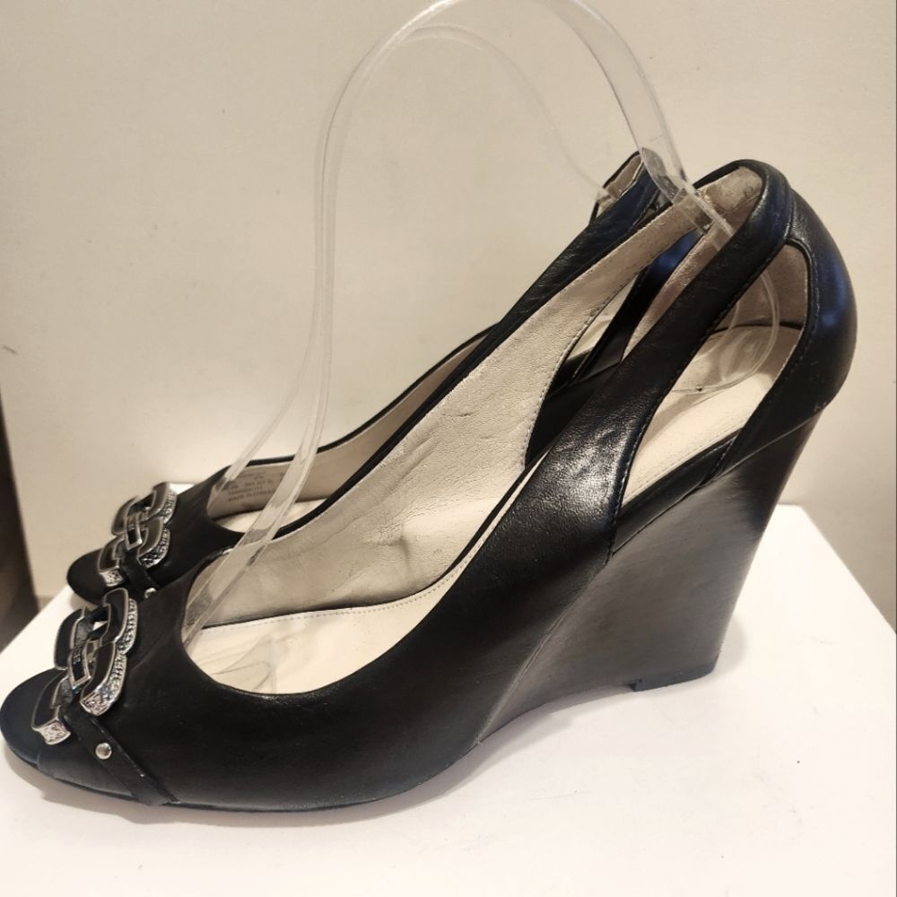 Coach NY "Larchmont" Black Leather Wedge Heel Peep Toe Logo Pumps Sz.9.5 $178 - Picture 3 of 8